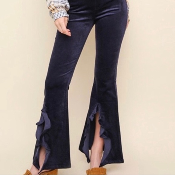 Brush, fabric bell bottoms pants - Picture 4 of 12